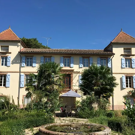 Domaine De Menerque Bed & Breakfast *