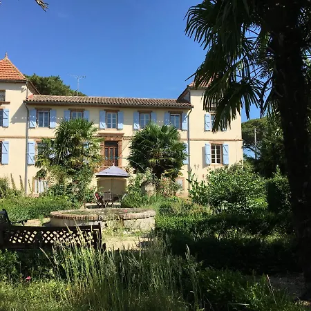 Domaine De Menerque Bed & Breakfast *