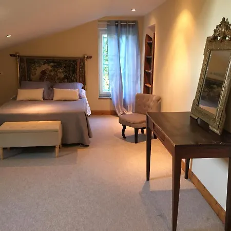 Domaine De Menerque Bed & Breakfast